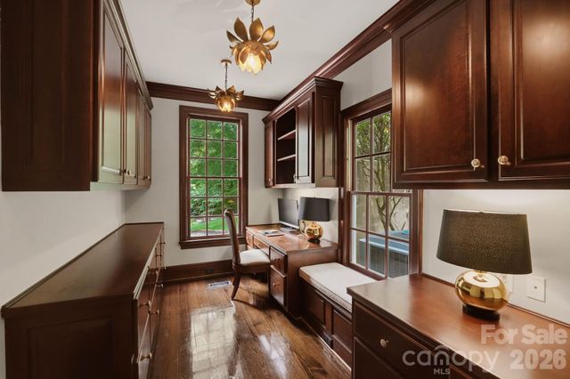 2611 Oakmeade Drive, Charlotte, NC 28270