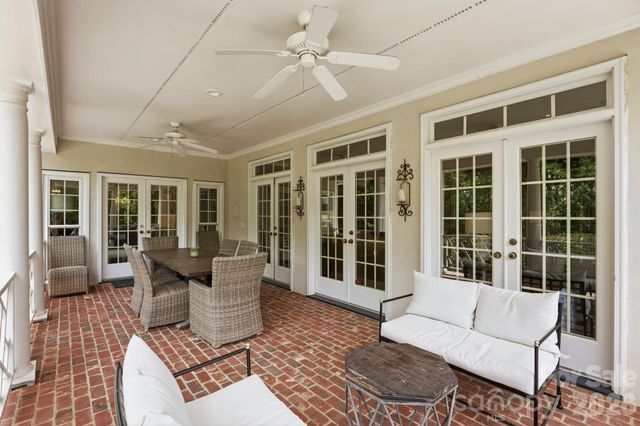 2611 Oakmeade Drive, Charlotte, NC 28270