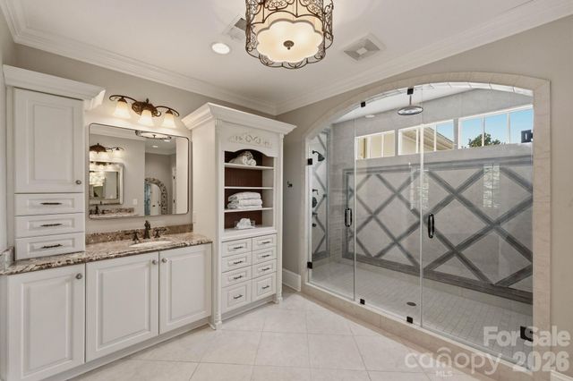 2611 Oakmeade Drive, Charlotte, NC 28270