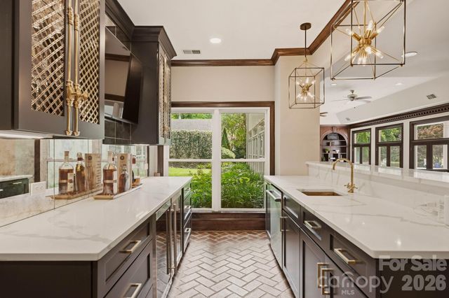 2611 Oakmeade Drive, Charlotte, NC 28270