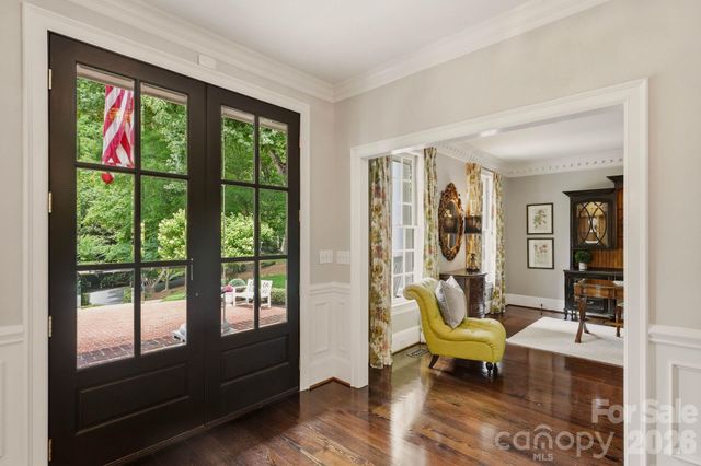 2611 Oakmeade Drive, Charlotte, NC 28270