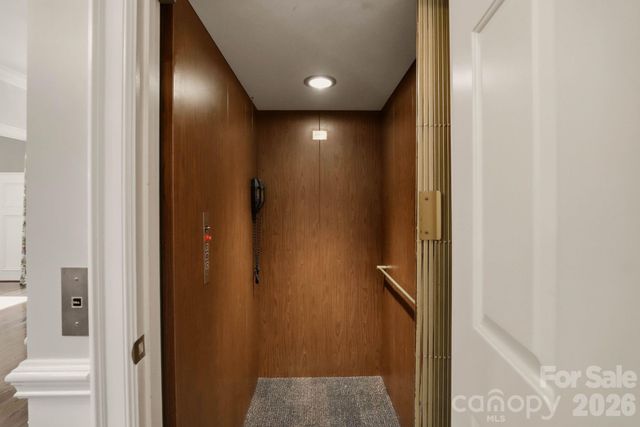 2611 Oakmeade Drive, Charlotte, NC 28270