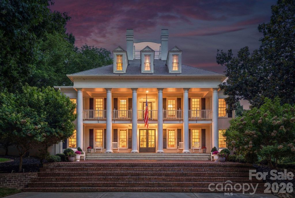 2611 Oakmeade Drive, Charlotte, NC 28270