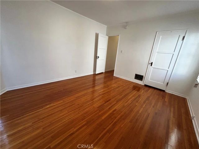 935 S Alandele Avenue, Los Angeles, CA 90036