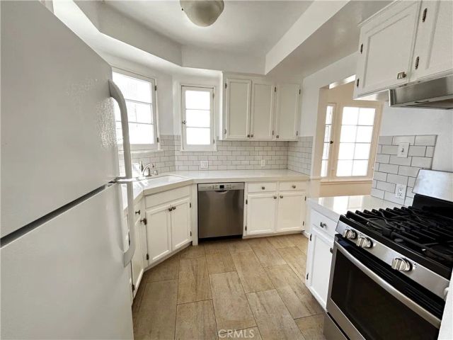 935 S Alandele Avenue, Los Angeles, CA 90036