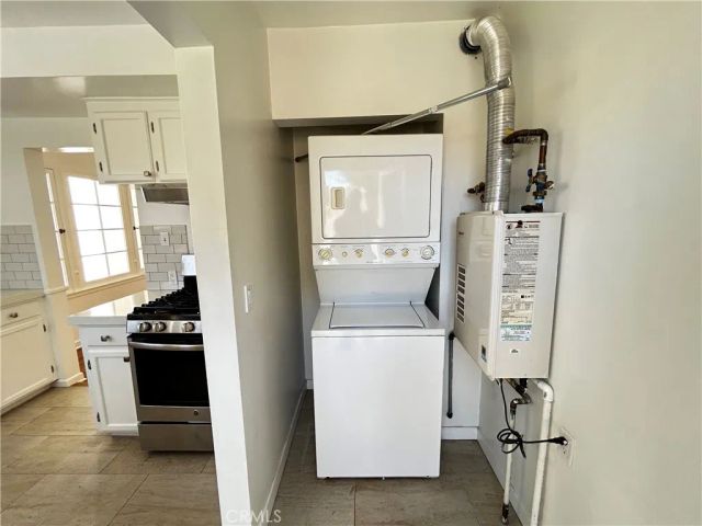 935 S Alandele Avenue, Los Angeles, CA 90036