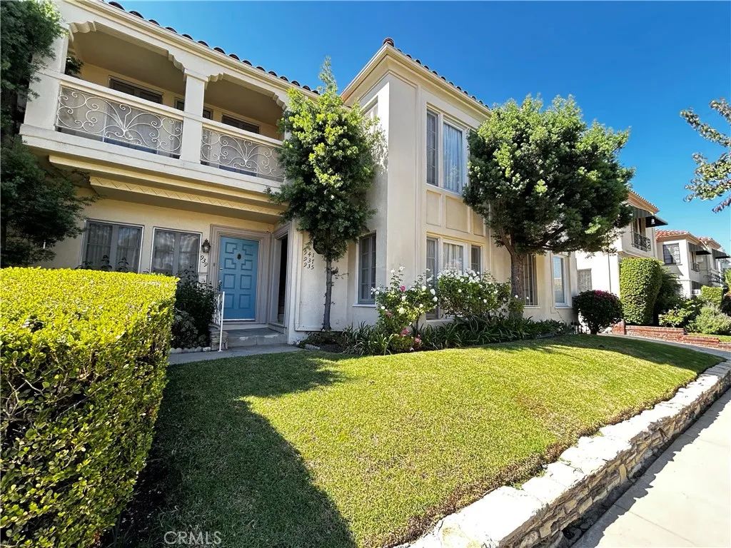 935 S Alandele Avenue, Los Angeles, CA 90036