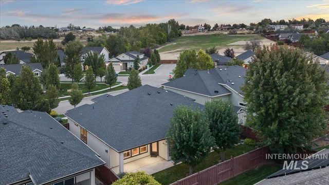 11114 W Oliana Dr, Boise, ID 83709