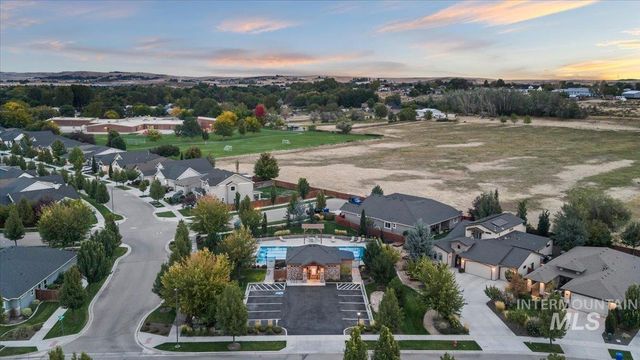 11114 W Oliana Dr, Boise, ID 83709