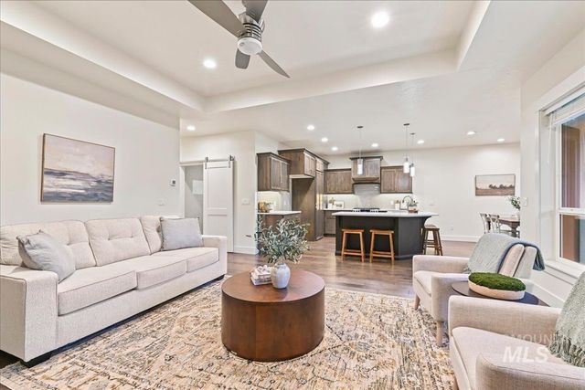 11114 W Oliana Dr, Boise, ID 83709