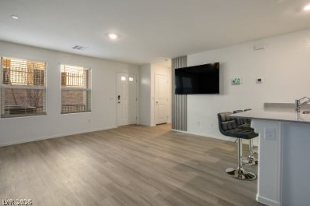 6953 Ashton Ridge Street, Las Vegas, NV 89166