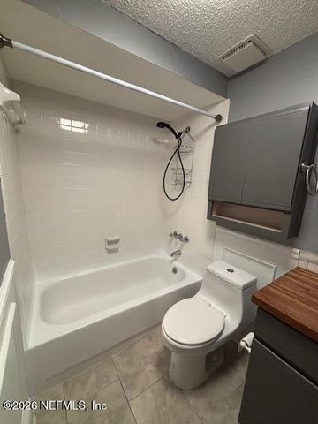 6626 ARROWROOT Drive, Jacksonville, FL 32244