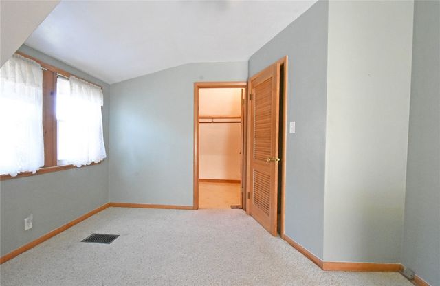 3137 Emerald Avenue SE, Cedar Rapids, IA 52403