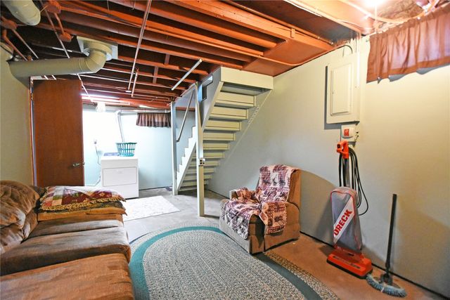 3137 Emerald Avenue SE, Cedar Rapids, IA 52403