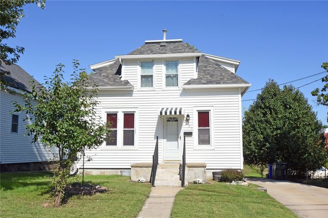 3137 Emerald Avenue SE, Cedar Rapids, IA 52403