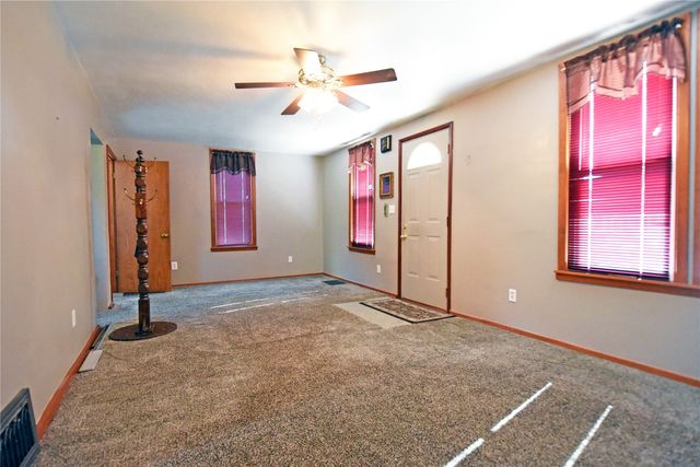 3137 Emerald Avenue SE, Cedar Rapids, IA 52403
