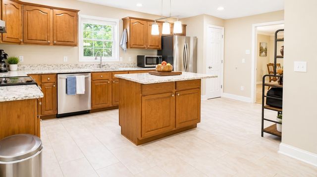 925 Turnberry Drive, Richmond, KY 40475