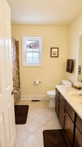 925 Turnberry Drive, Richmond, KY 40475