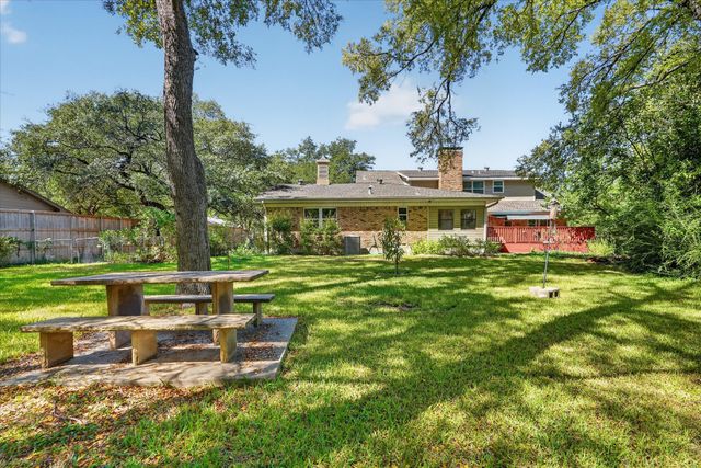 9584 Ash Creek Drive, Dallas, TX 75228