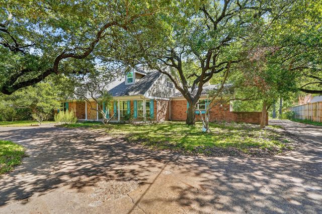 9584 Ash Creek Drive, Dallas, TX 75228