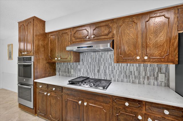 9584 Ash Creek Drive, Dallas, TX 75228