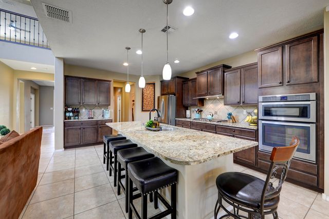 2015 REDONDO PEAK Drive NW, Albuquerque, NM 87120