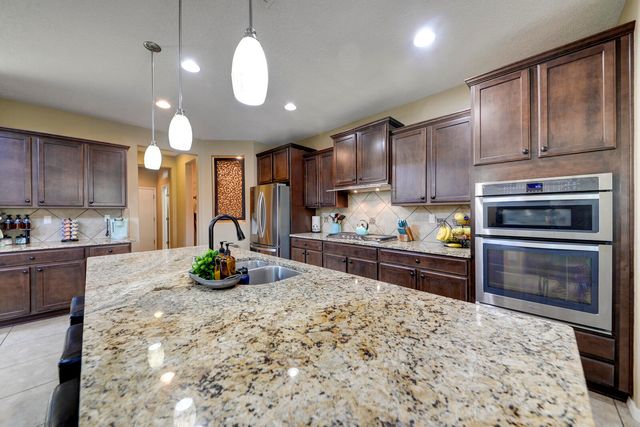 2015 REDONDO PEAK Drive NW, Albuquerque, NM 87120