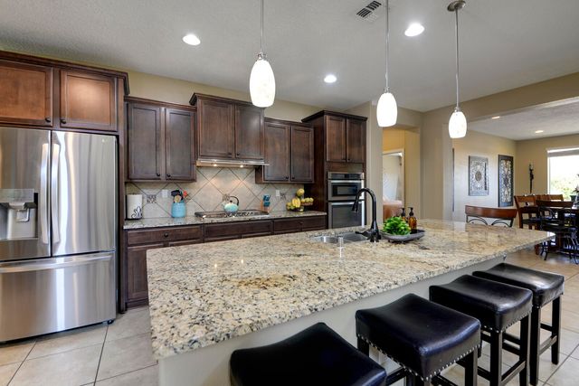 2015 REDONDO PEAK Drive NW, Albuquerque, NM 87120