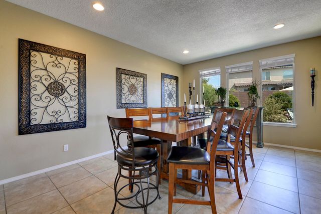 2015 REDONDO PEAK Drive NW, Albuquerque, NM 87120