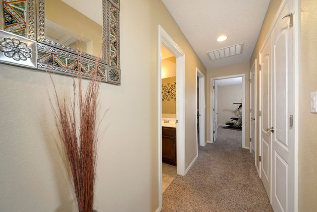 2015 REDONDO PEAK Drive NW, Albuquerque, NM 87120