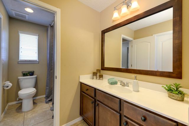 2015 REDONDO PEAK Drive NW, Albuquerque, NM 87120