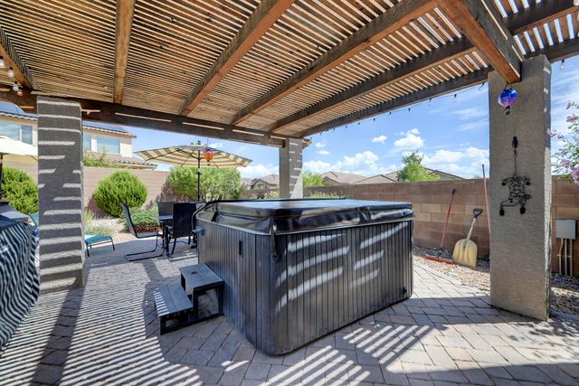 2015 REDONDO PEAK Drive NW, Albuquerque, NM 87120