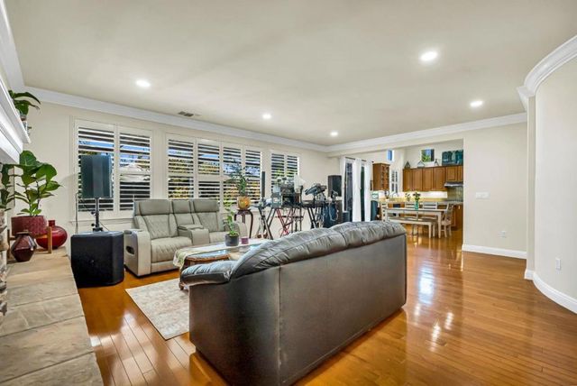 2075 Silence Drive, San Jose, CA 95148