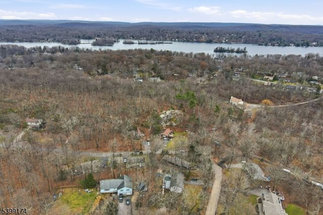 529 Tranquility Dr, Vernon Twp., NJ 07422