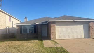 4004 Irish Setter Drive, Fort Worth, TX 76123