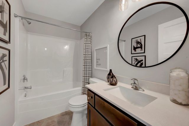 5366 176th Street W, Lakeville, MN 55068