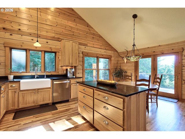 27815 Ne 389TH St, Yacolt, WA 98675