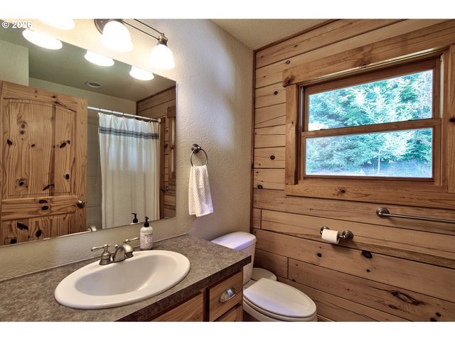 27815 Ne 389TH St, Yacolt, WA 98675