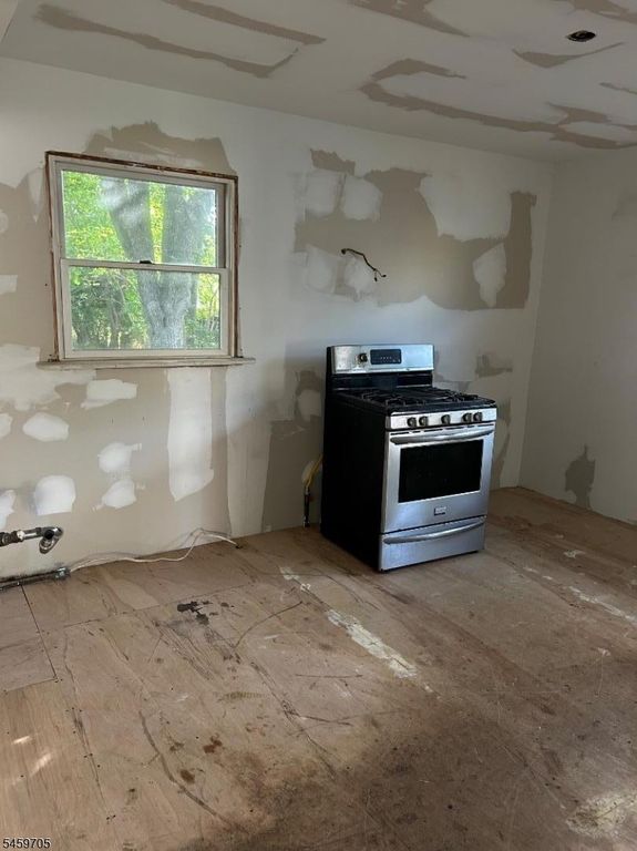 1831 S Central Ave, South Plainfield Boro, NJ 07080 — photo 4