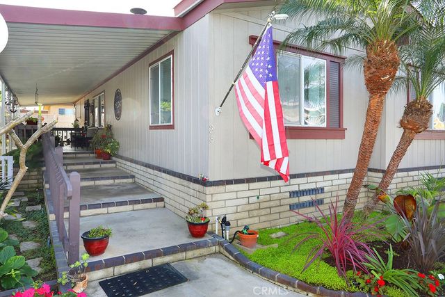 28 Rancho Road, Tustin, CA 92780
