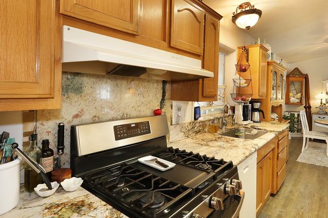 28 Rancho Road, Tustin, CA 92780