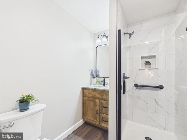 815 TWIN OAKS DR, Hummelstown, PA 17036