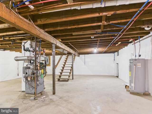 815 TWIN OAKS DR, Hummelstown, PA 17036