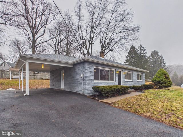 815 TWIN OAKS DR, Hummelstown, PA 17036