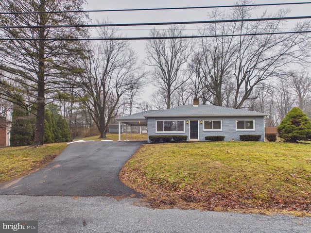 815 TWIN OAKS DR, Hummelstown, PA 17036