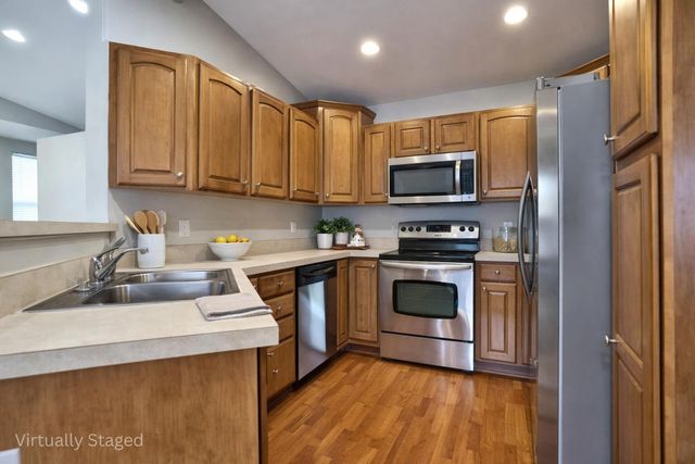 408 Breezewood Court, 300, Covington, KY 41016