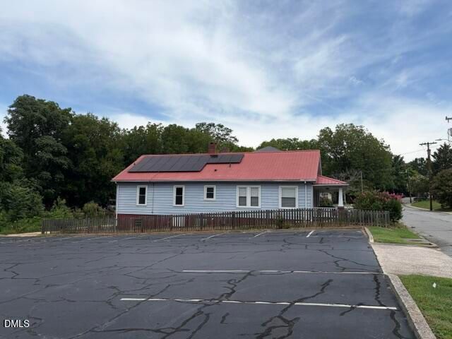 211 Tarpley Street, Burlington, NC 27215