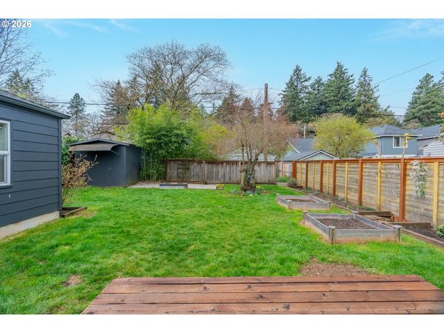 5631 Ne 23RD Ave, Portland, OR 97211
