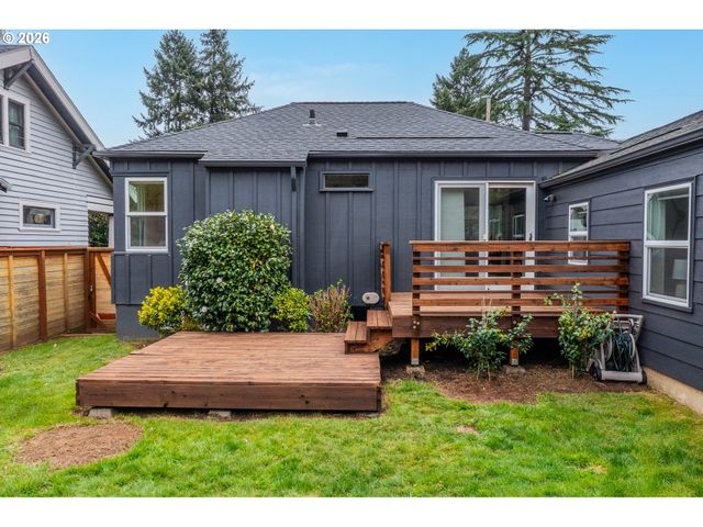 5631 Ne 23RD Ave, Portland, OR 97211