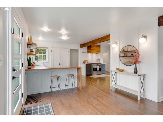 5631 Ne 23RD Ave, Portland, OR 97211